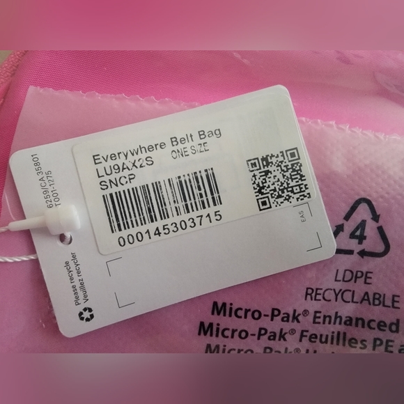 NEW! Lululemon Everywhere Beltbag 1L Sonic Pink! - Picture 8 of 9